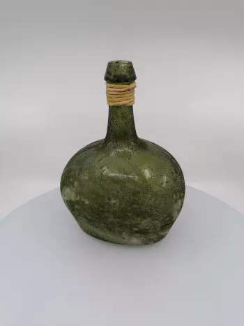 Sklenená matná váza zelená