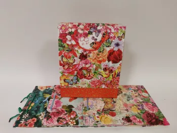Darčeková taška, 12ks, 31x26x10cm ,kvety a motýle 