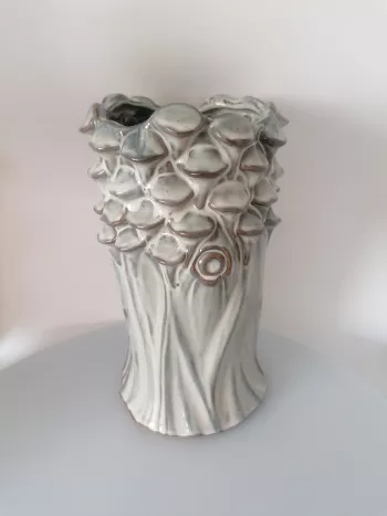 Keramická váza v tvare podhubia, 32x18cm