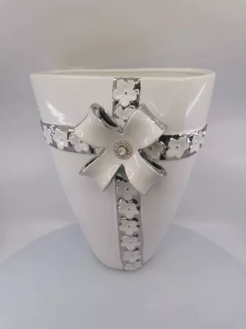 Biela keramická váza so strieborným dekorom, mašľa, 33x26,5x17,5 cm