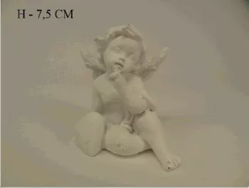 Dekoračná soška sediaceho anjelika, biela, 7,5 cm