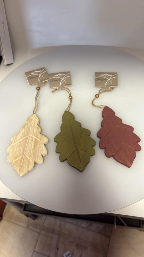 Javorový list -záveska drevená