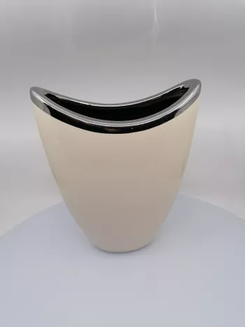 Keramická vlnitá váza ecru 20x24x11cm