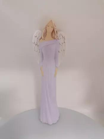 Fialový sádrový anjel 41cm