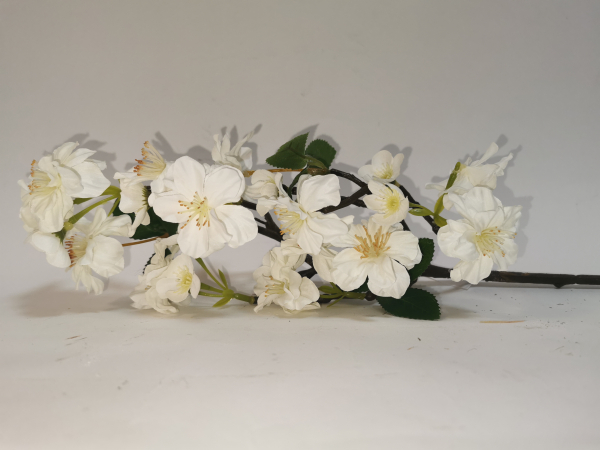Vetvička s kvetmi, biela, 60 cm