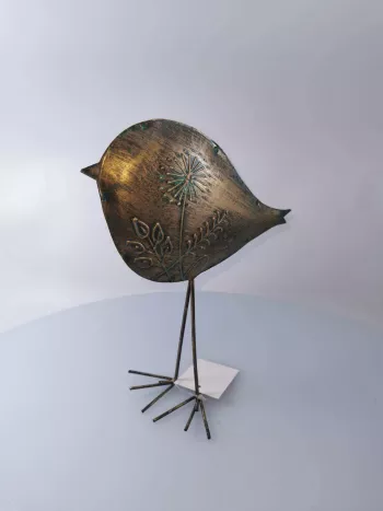 Plechový dekoračný vrabec, medená farba, 21x17x10 cm