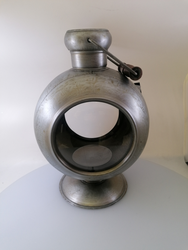 Lampáš okrúhly kovový 25x18.5x34cm