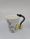 Porcelánový hrnček s dekorom gitary