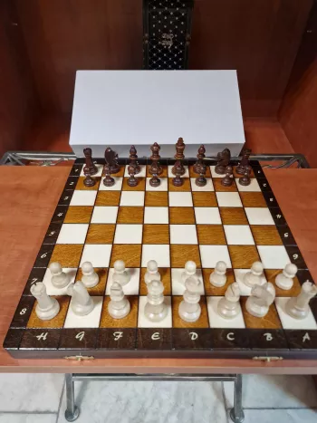 Drevené šachy, 35x35 cm