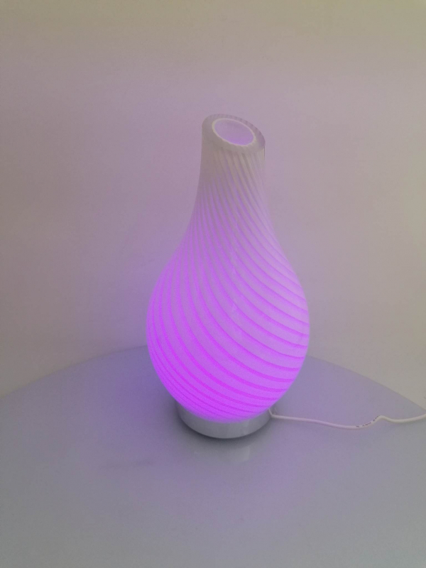 Difúzorová lampa biela