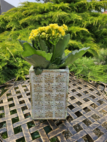 Hranatý obal na kvety 20x13x13cm