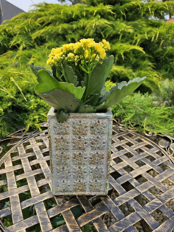 Hranatý obal na kvety 20x13x13cm
