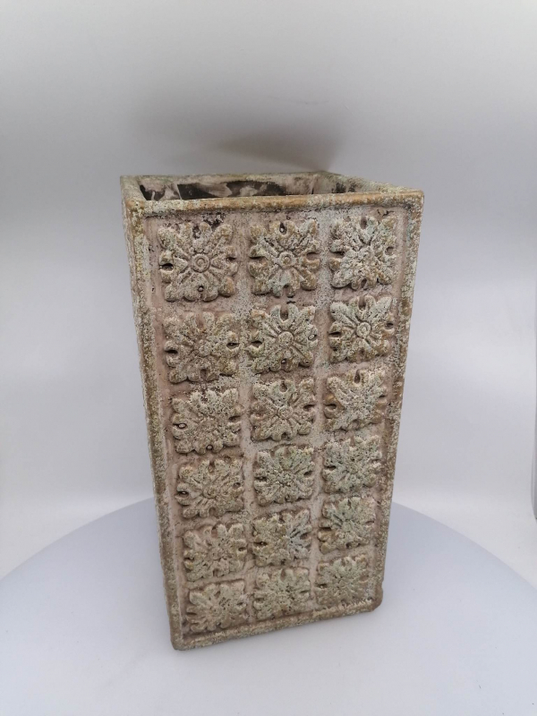 Hranatý obal na kvety 32x17x17cm