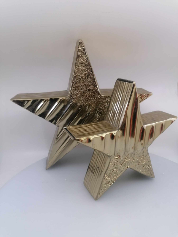 Zlatá kovová  hviezda, veľká, 33x7,5x30,5cm