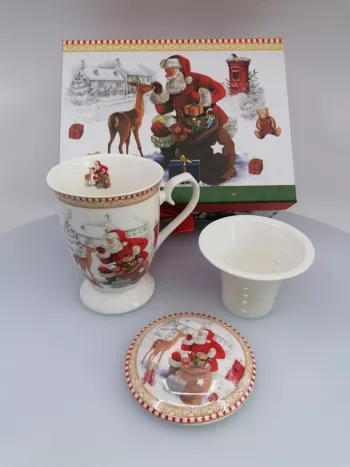 Vianočný porcelánový hrnček s filtrom, Santa Claus so srnou, 325ml
