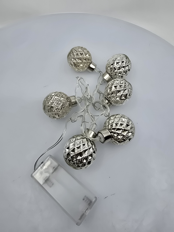 Sklenené dekoračné gule s LED svietením