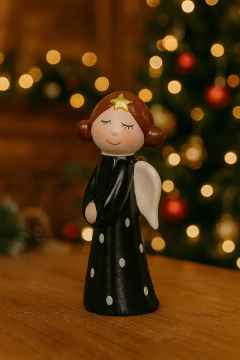 Keramický anjel čierny s bodkami 14cm