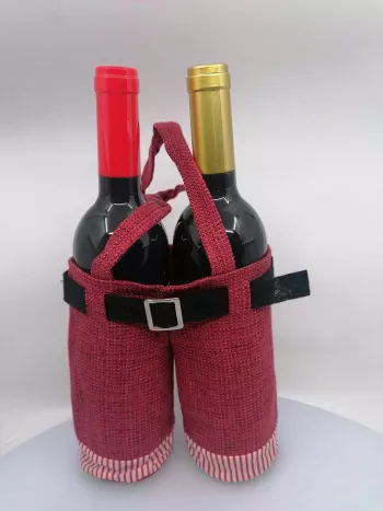 Dekoračné šortky ako púzdro na 2 fľaše, červené