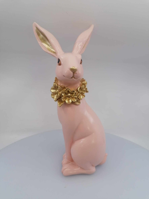 Ružový veľkonočný zajac so zlatým golierom  15,5x11,5x30 cm