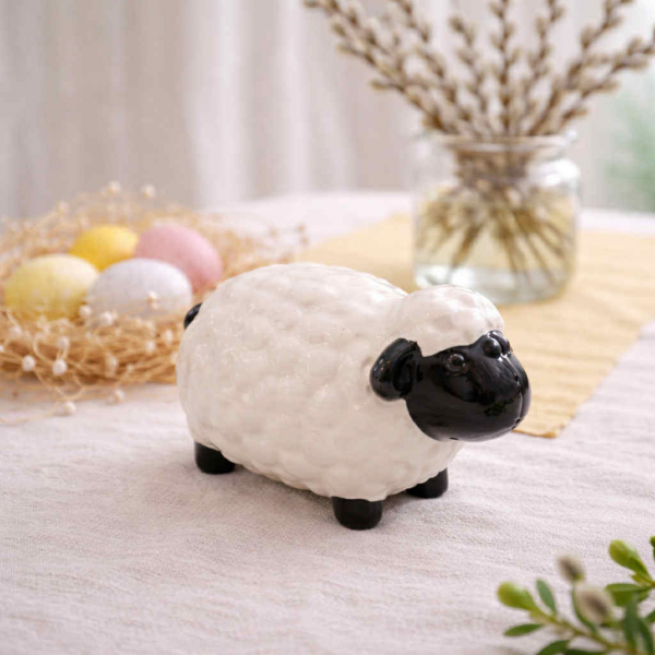 Ovečka veľkonočná čierno-biela 20x13x13 cm