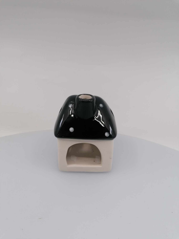 Čierno-biely keramický domček svietnik  8x8x11 cm