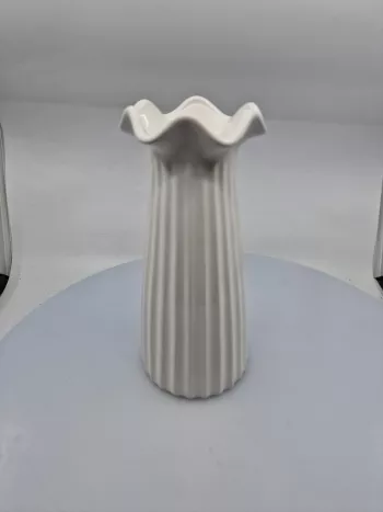 Biela keramická váza, 25x10 cm