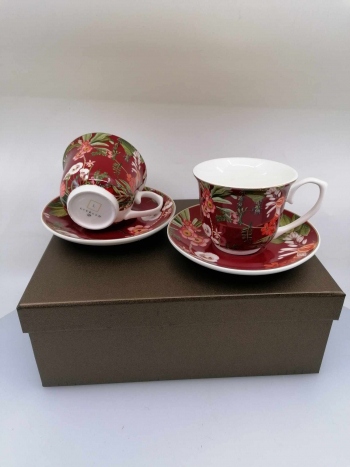 Červené porcelánové šálky s kvetinkami,  2 set