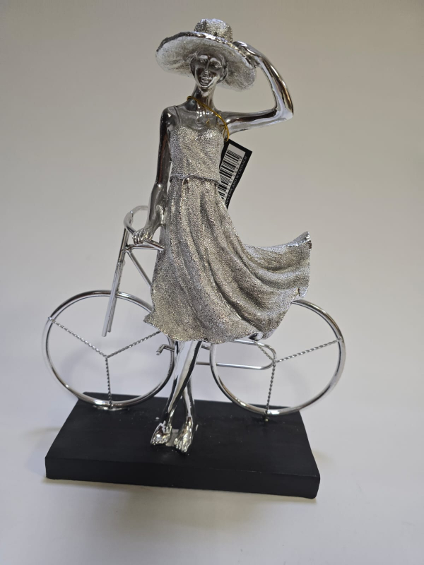 Figúrka dáma s bicyklom, svetlá, 33 cm