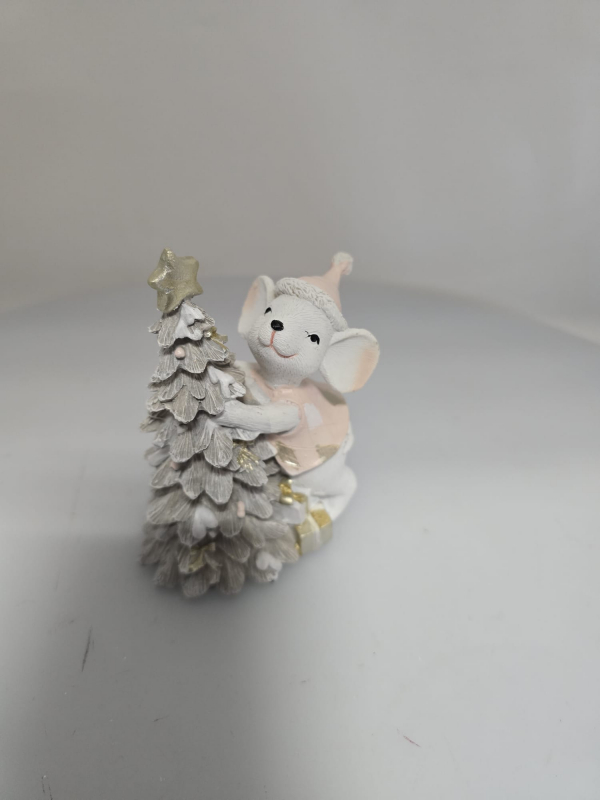 Vianočná dekoračná figúrka, myš so stromčekom, 11x9x6 cm
