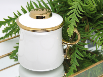 Hrnček so zaparovačom a vrchom, svetlý, zlatý lem, 350 ml