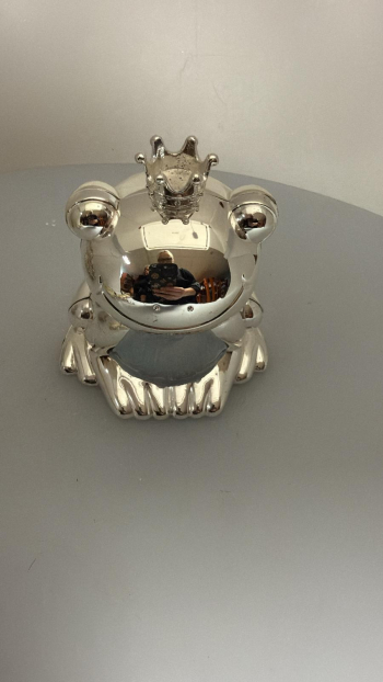 Strieborná žaba. pokladnička, 10 cm