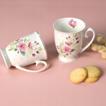 Sada šálok so spodkom, svetlé kvetinové, 2 ks v sade, 250 ml