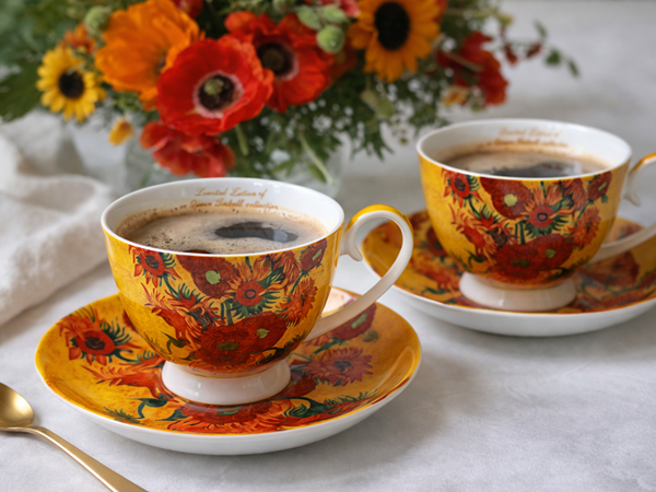 Sada kvetinových šálok s podšálkami, farebné, 250 ml