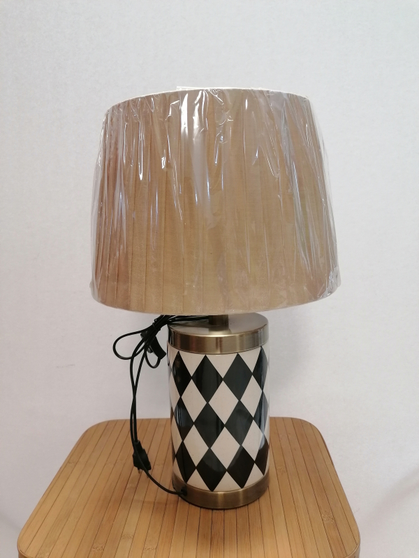 Stolová lampa šachovnica 55x32cm