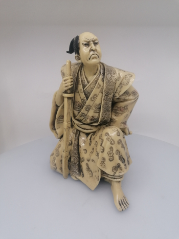 Figurína Samuraja 24 cm