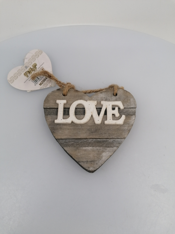 Srdiečkový drevený prívesok LOVE 11x10 cm