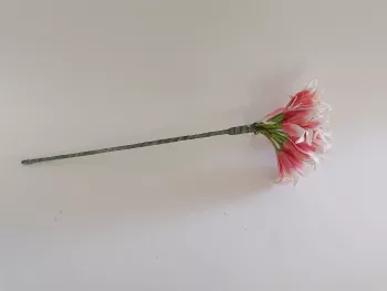 Kvet umelý 
