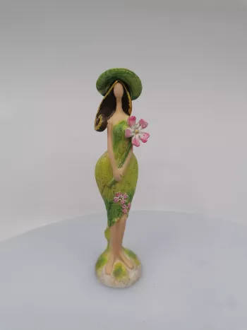 Dekoračná Figurína žena 18 cm
