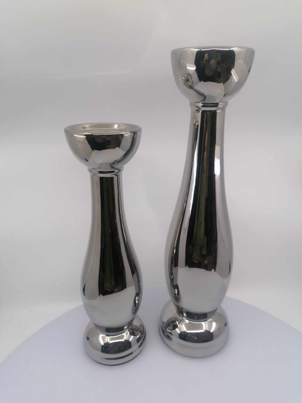 Svietnik keramický, strieborný, rozmery: 31 cm, priemer na sviečku: 7 cm